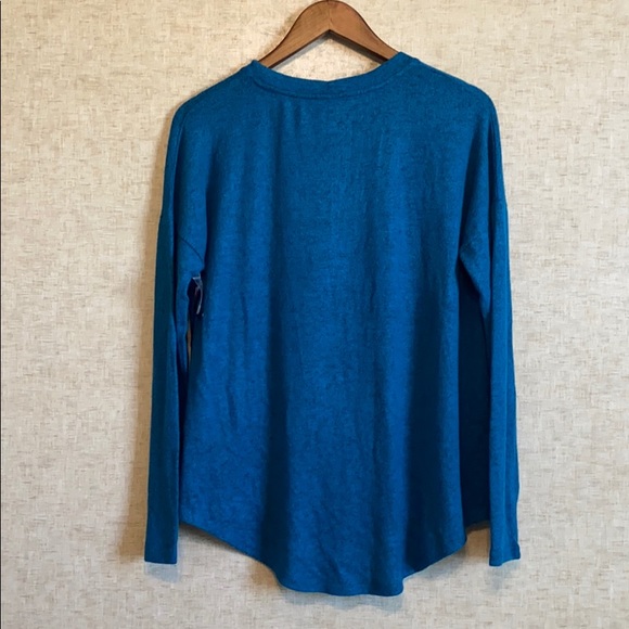 Sweater - Picture 2 of 4